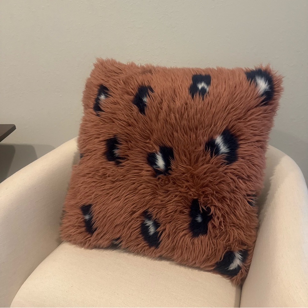 Anthropologie Dalia Faux Fur Pillow Set of 2 - Picture 4 of 5